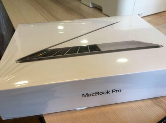 Macbook Pro 13 – 256GB – 8GB – space grey – Facetime