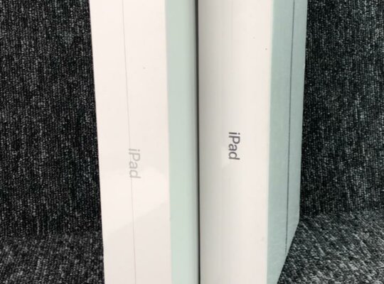 ipad 7  8  wifi  متبرشم